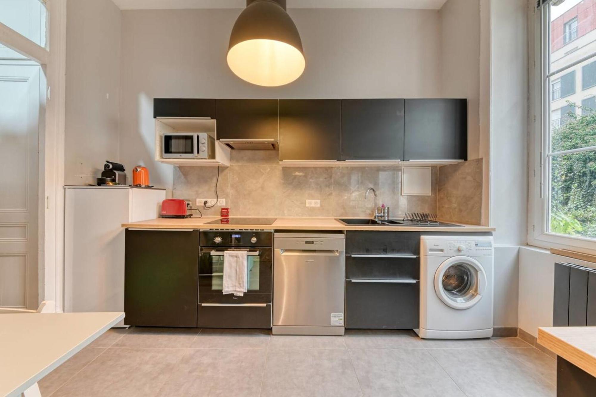 Le Garden City - Bel Appartement Avec Jardin Prive 빌뢰르반 외부 사진